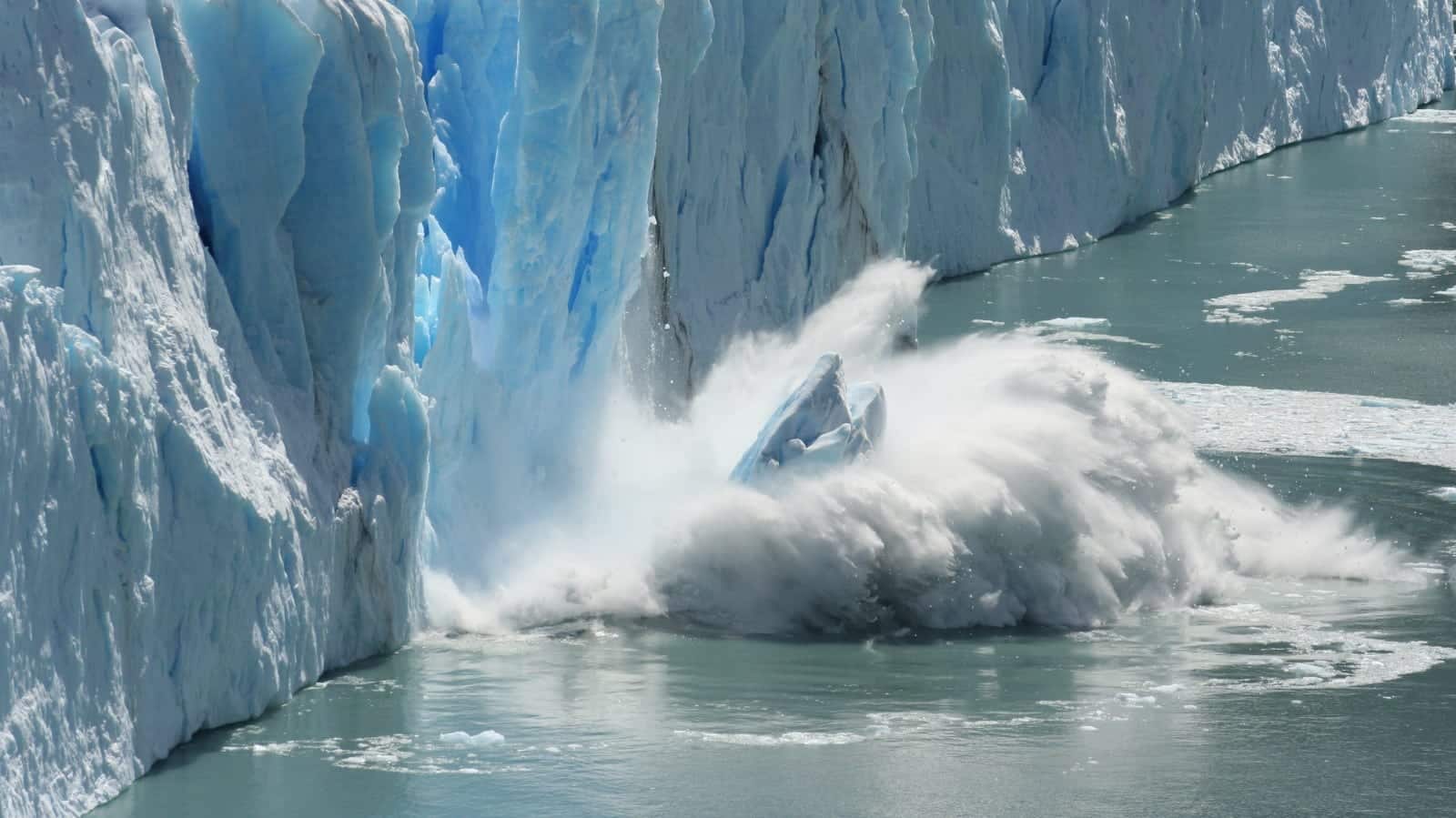 Melting Glacier in a Global Warming Environment