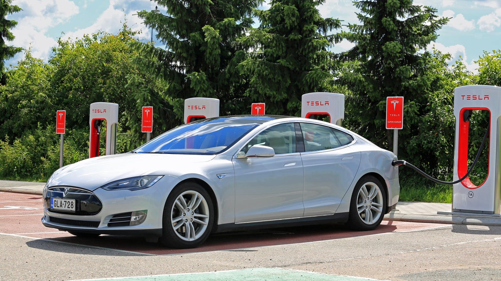 Charging Tesla Model S Battery at Tesla Supercharger Station