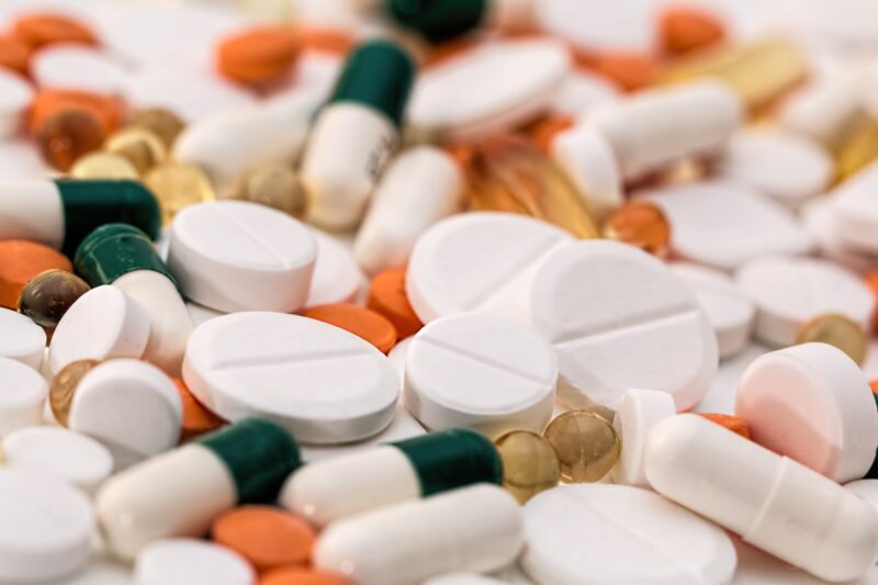 addiction-antibiotic-capsules